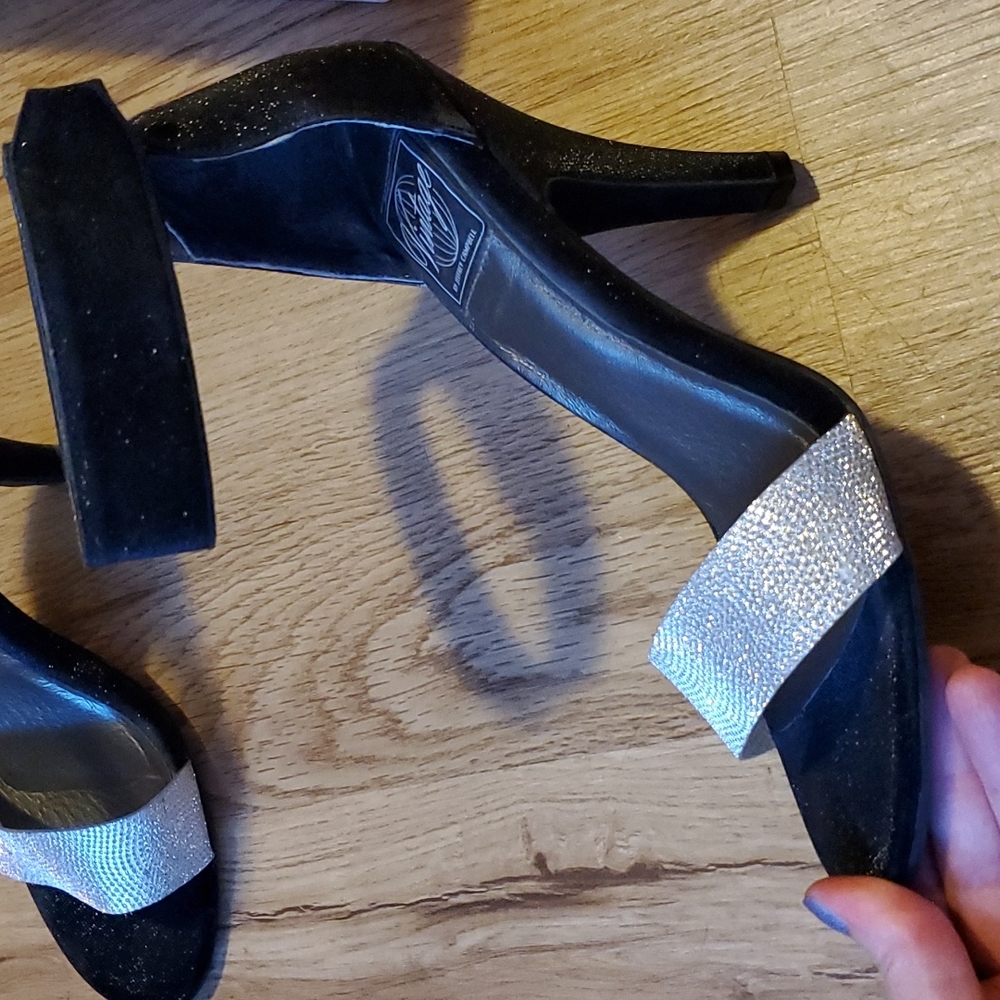 Jeffrey Campbell Vintage Foxtrot heels silver